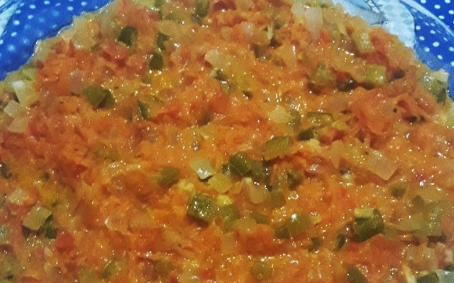 Salada de verduras e legumes refogada
