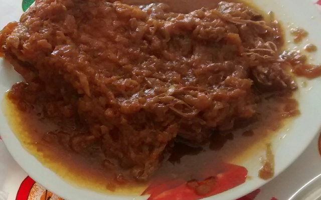 Ponta de peito na panela de pressão