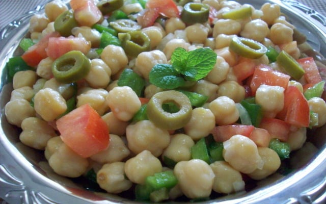 Salada de grão-de-bico