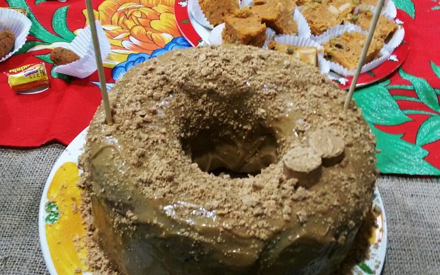 Bolo junino de paçoca