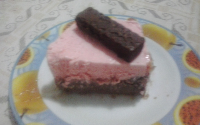 Torta gelada de bis com sorvete