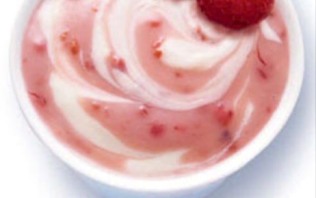 Iogurte caseiro de morango