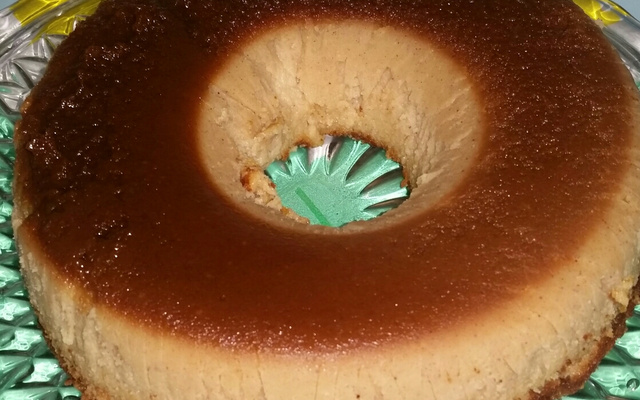 Pudim de pão com canela