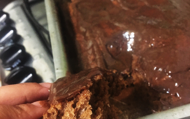 Bolo de chocolate (super fácil e rápido)