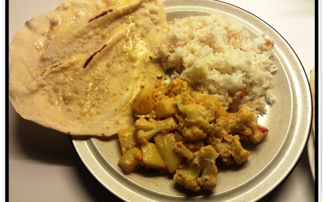Aloo Gobi 1-curry de couve-flor e batata