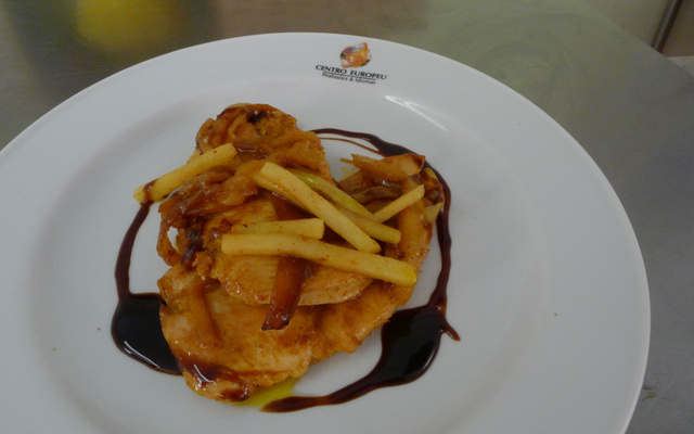 Filé de frango com maçã