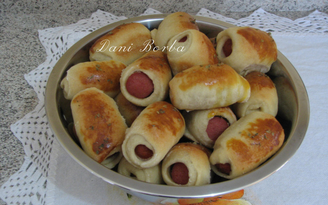 Enroladinho de salsicha