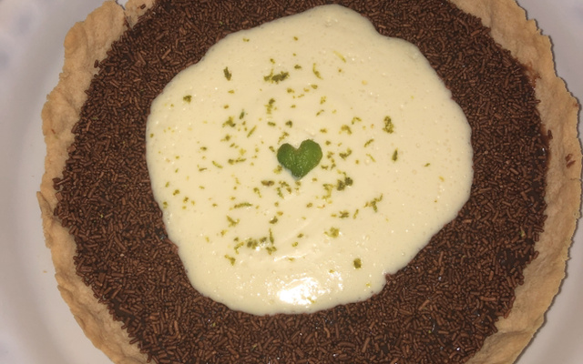 Torta de limão com chocolate da Dani