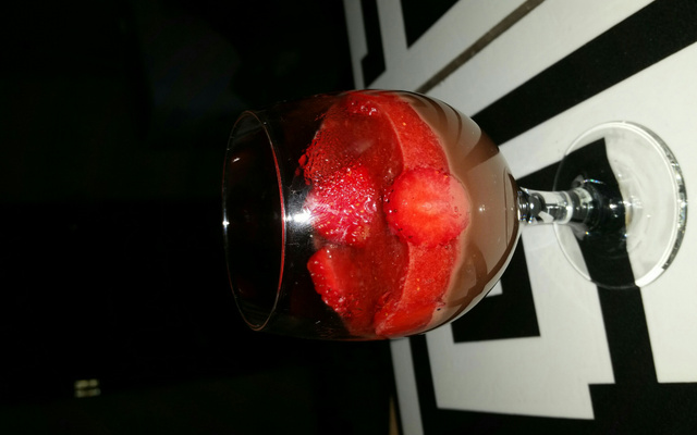 Delícia de chocolate e morango