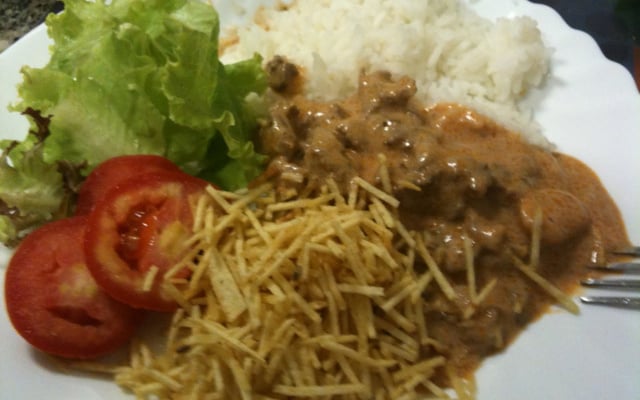 Estrogonofe super fácil de carne