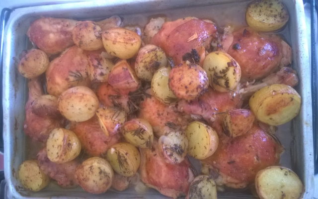 Frango assado com batata