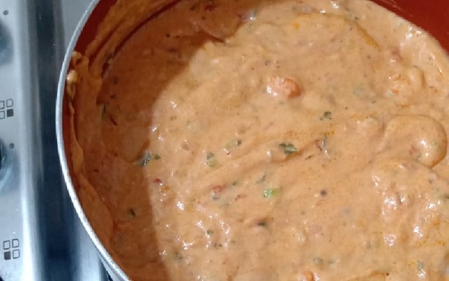 Estrogonofe de camarão