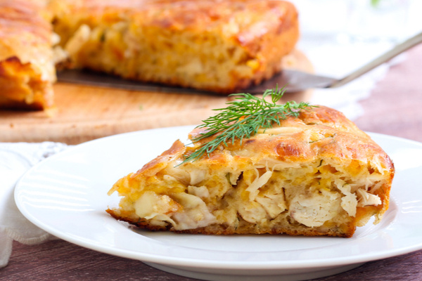 Torta de frango e palmito com requeijão 