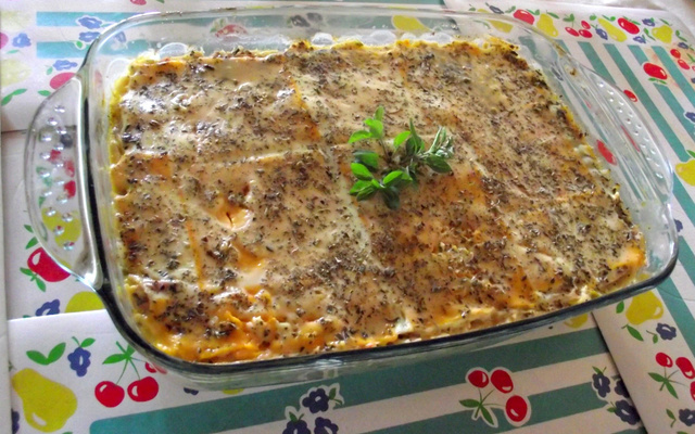 Lasanha de frango e cheddar da Vovó