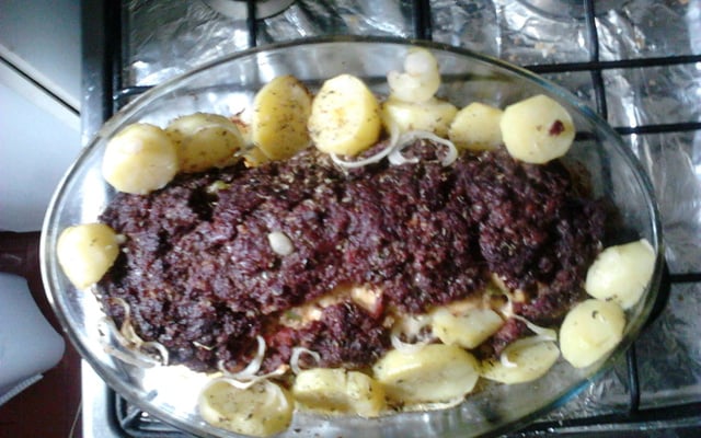 Rocambole de carne moída