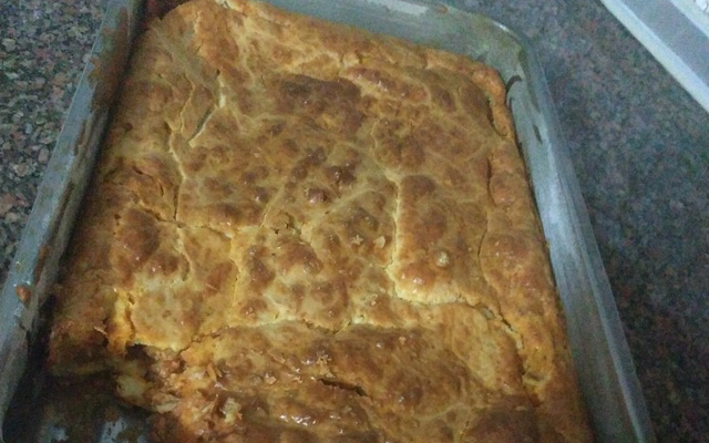 Torta de sardinha com alho negro