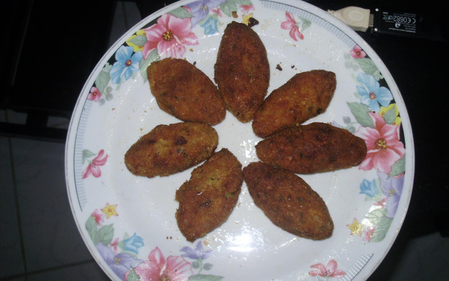 Croquete de sardinha saboroso