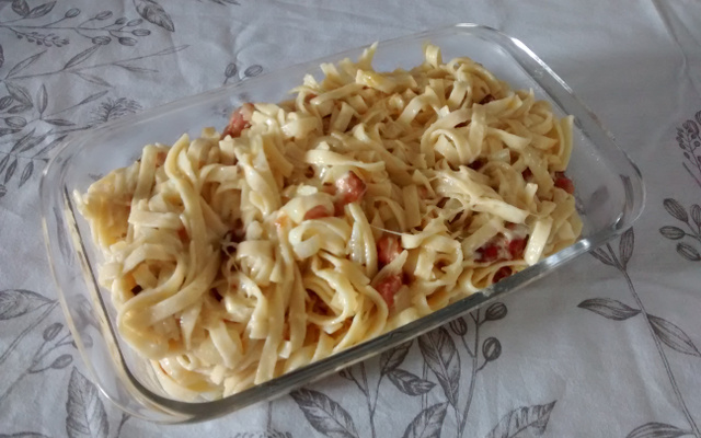 Macarrão com queijo e bacon