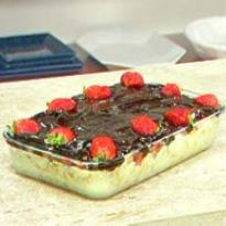 Pavê de morango com chocolate