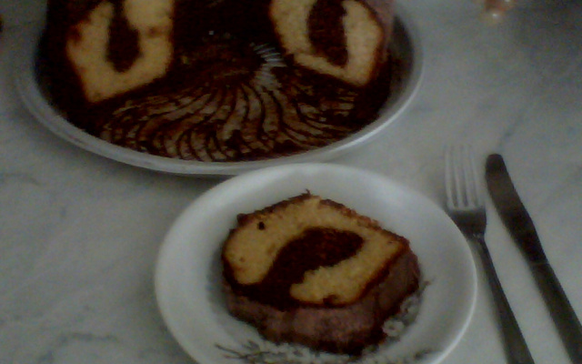 Bolo poetisa século XXI (cobertura de chocolate)