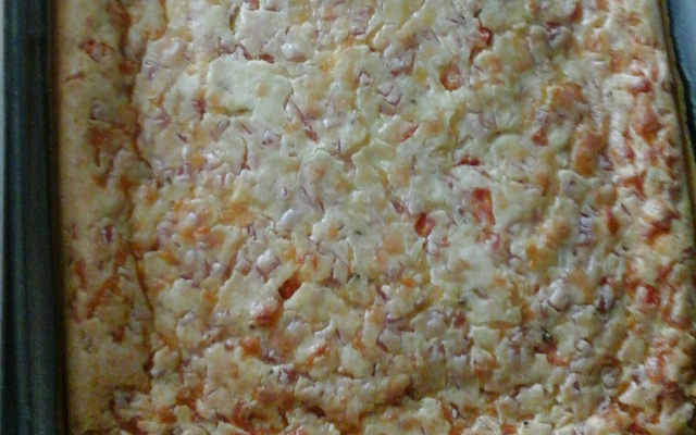 Torta de liquidificador com queijo e presunto