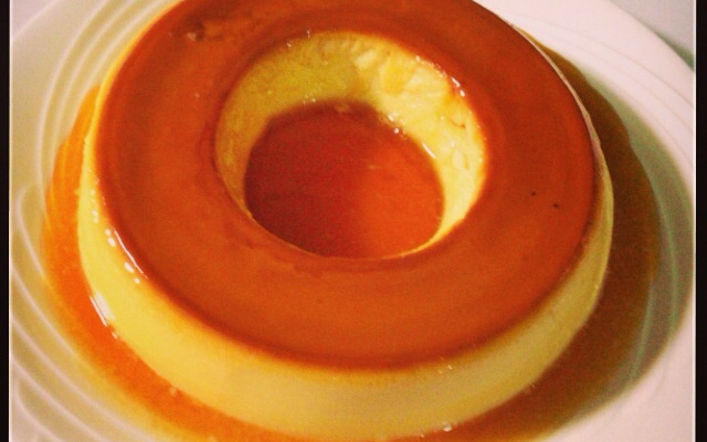 Pudim de leite em pó com leite de coco