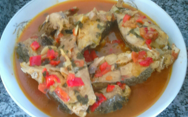 Moqueca de corvina muito saborosa