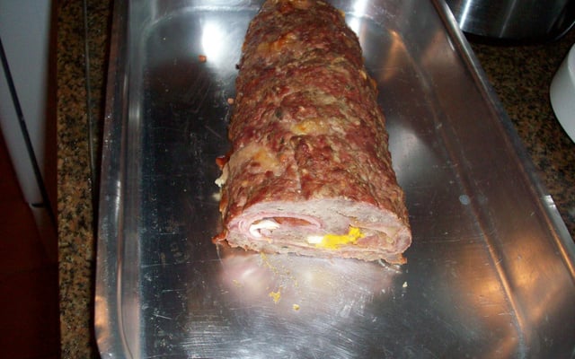 Assado de carne moída