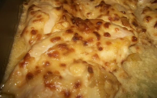 Frango rápido com molho de cebola