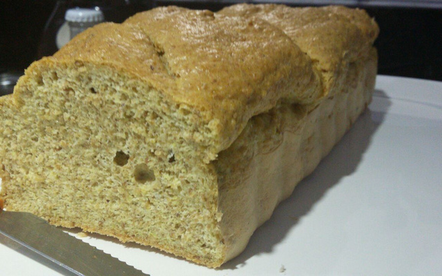 "Pão sem" (sem trigo, sem glúten, sem lactose, low carb)