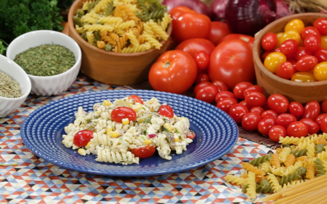 Salada de macarrão