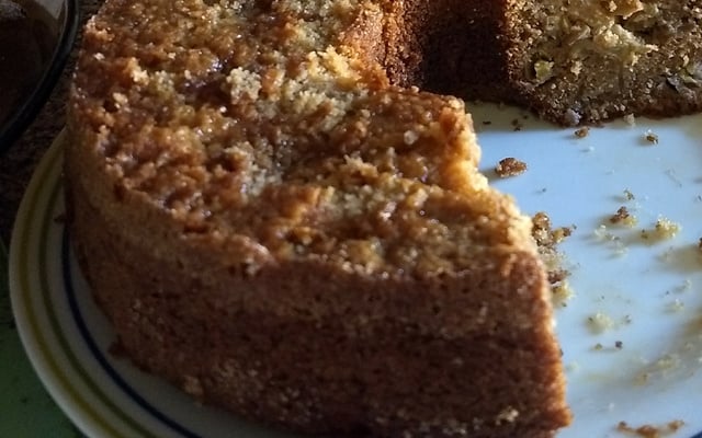 Bolo integral de maçã e banana