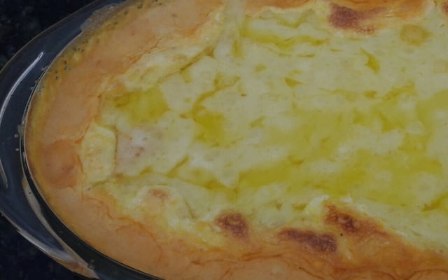 Frango desfiado ao creme de milho