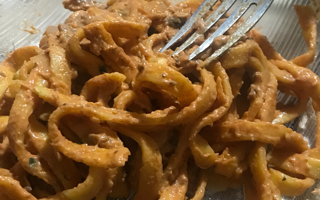 Macarrão com sardinha Edbru