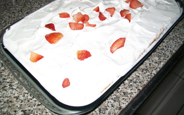 Bolo gelado de morango