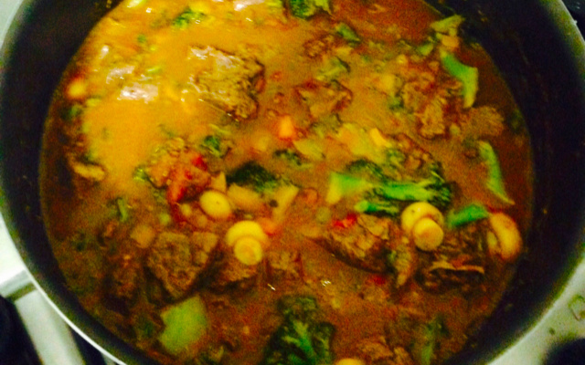 Filé ao molho e brócolis