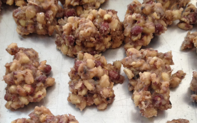 Pé de moleque de leite condensado