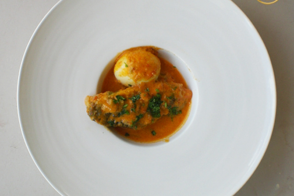 Moqueca de peixe frito ao leite de coco