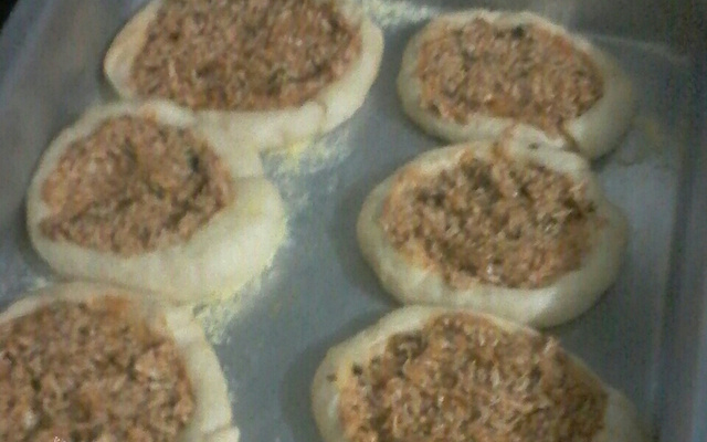 Esfiha aberta de queijo