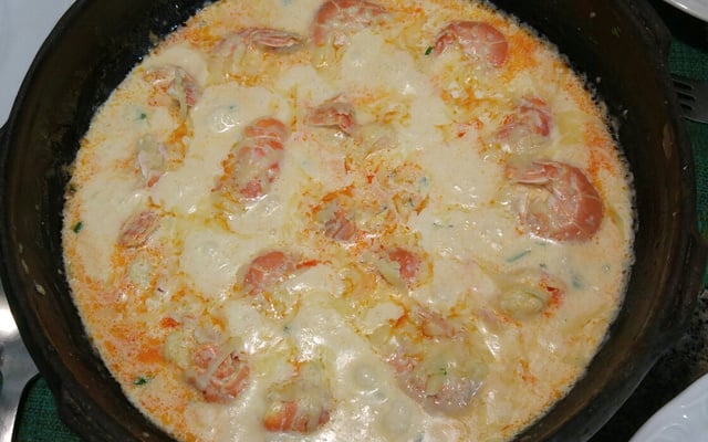 Lagostin ao requeijão