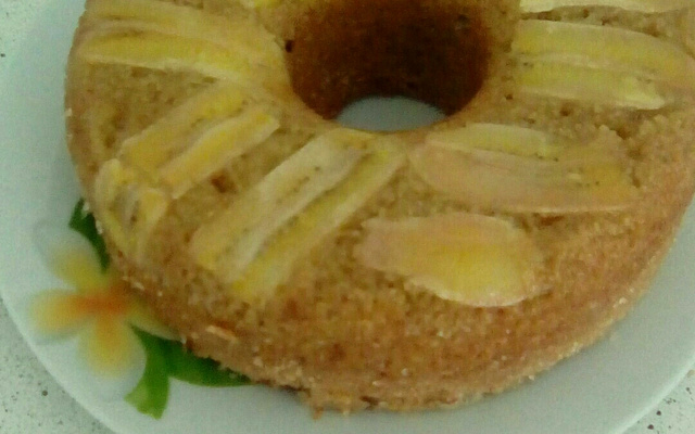 Bolo de banana com aveia