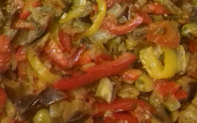 Salada de berinjela assada