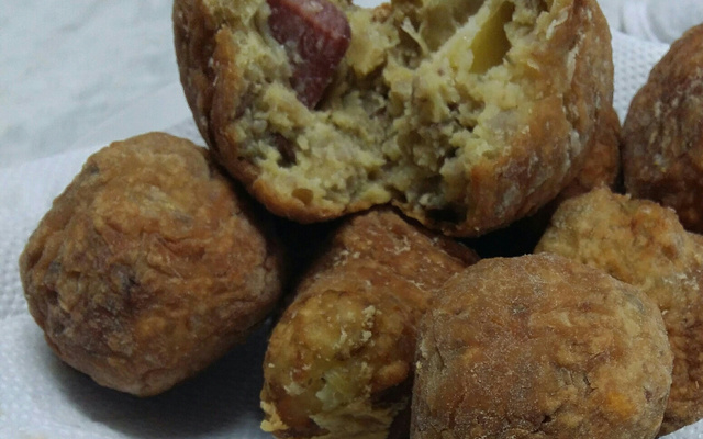Bolinho de arroz integral recheado