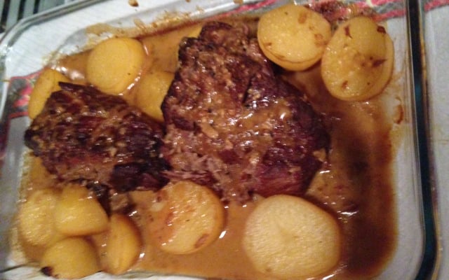 Cupim ao molho com batatas