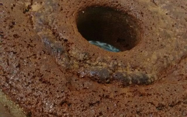 Bolo integral de banana com chocolate e canela