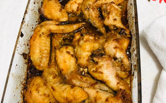 Asa de frango com creme de cebola