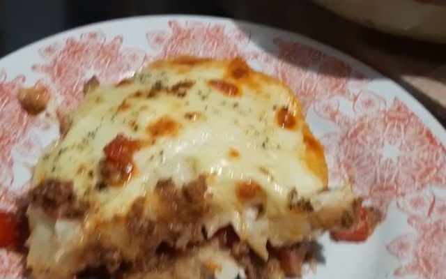 Escondidinho de aipim com carne moída