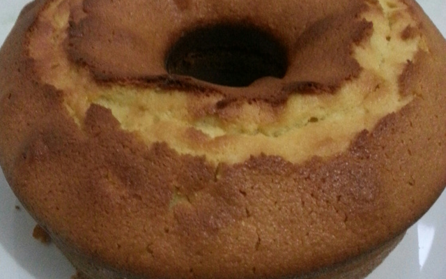 Bolo simples de fubá