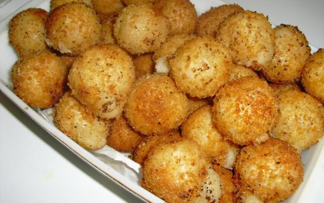 Bombinha de queijo fácil