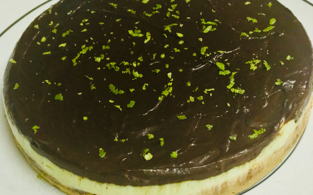 Torta de limão com chocolate da Dani